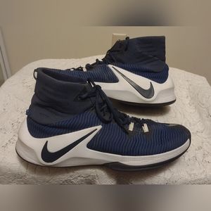 Nike men's zoom clear out shoes Sz 12